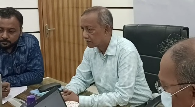 ‘टॉक टू मेयर’ में निवासी ने की टोटो की शिकायत, मेयर ने समाधान का दिया आश्वासन