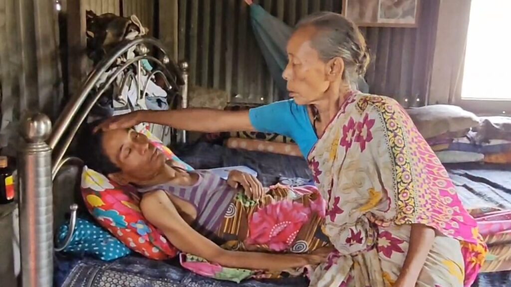 तीन साल से घर पर बिस्तर पर पड़े फुलबाड़ी के जितेन छेत्री ने मदद की लगाई गुहार