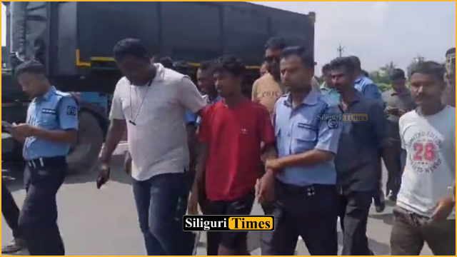 राजगंज: शौच के बहाने होल्डिंग सेंटर से फरार रोहिंग्या युवक, स्निफर डॉग की मदद से चाय बागान से पकड़ा गया