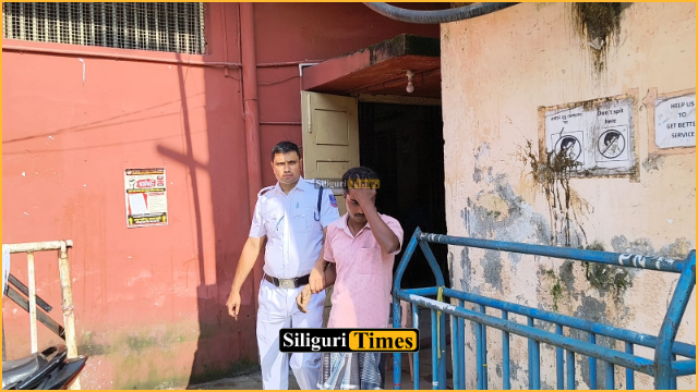 भाजपा जिला अध्यक्ष को धमकी और रिश्वत मांगने का आरोप, बारासात से आरोपी गिरफ्तार  