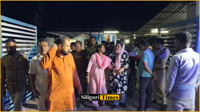 सिलीगुड़ी में कॉलेज छात्रा की संदिग्ध परिस्थितियों में मौत, न्याय की मांग को लेकर पुलिस के पास पहुंचा परिवार