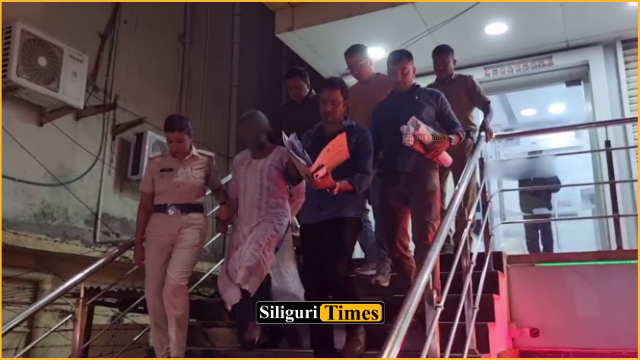 91 लाख रुपये की साइबर ठगी मामले में नया मोड़, गिरफ्तार युवती को लेकर बैंक पहुंची प्रधाननगर थाने की पुलिस