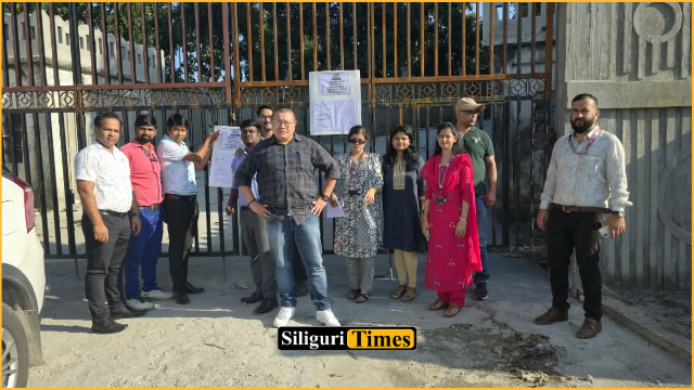 बकाया डेढ़ करोड़ रुपये के आयकर की वसूली के लिए नक्सलबाड़ी के रिसॉर्ट पर कुर्की का नोटिस