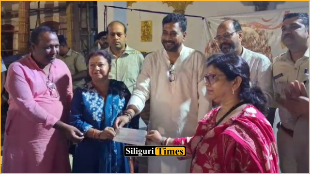 सिलीगुड़ी में दुर्गा पूजा समितियों को मिला एक-एक लाख रुपये का सरकारी अनुदान
