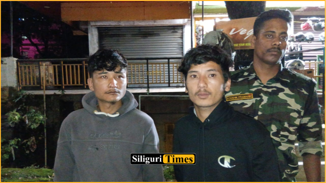 कालिम्पोंग की एक दुकान से 1.50 लाख रुपये चोरी, सिलीगुड़ी से दो आरोपी गिरफ्तार